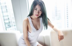 亚克奥特曼全集免费看_4K高清在线观看