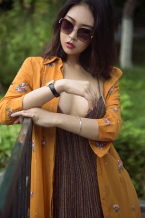 激情的丝袜麻麻_BD高清完整电影