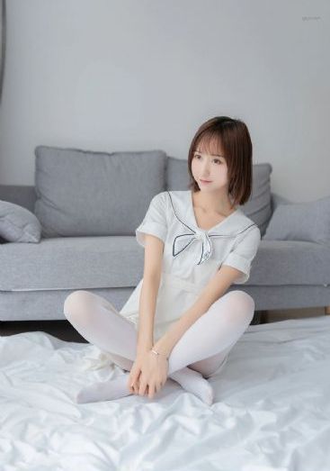 伊人免费在线观看高清版_720迅雷电影在线
