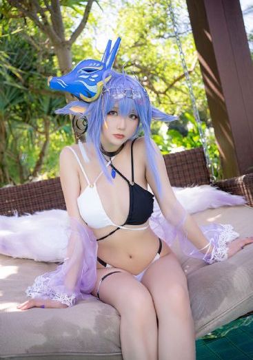 米仓穗香在线观看_十万网红美女美酱